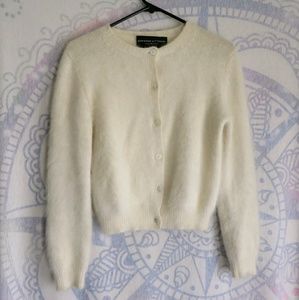 Vintage angora sweater mother pearl buttons M